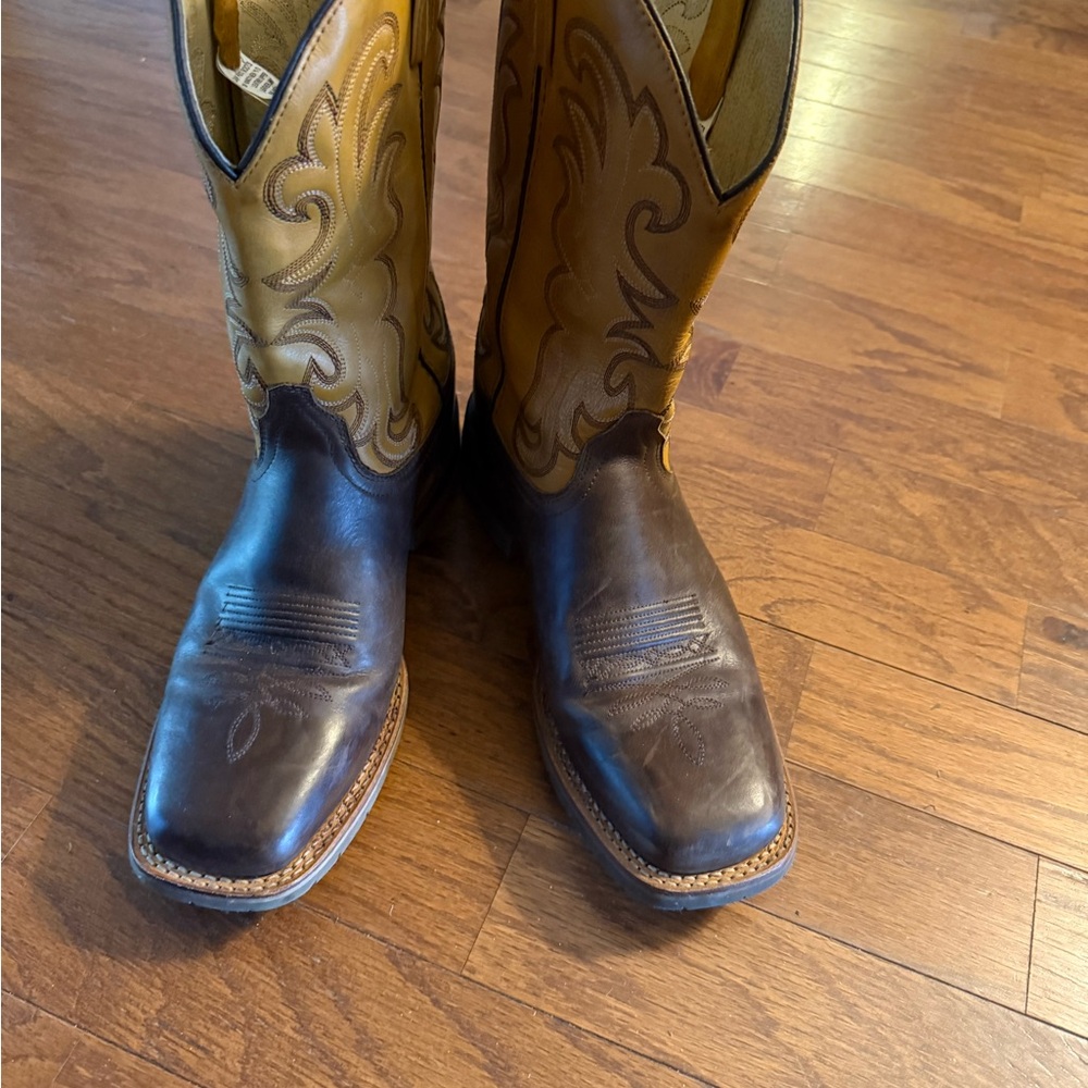 Dan Post Brown Tan Cowboy Boots Square Toe